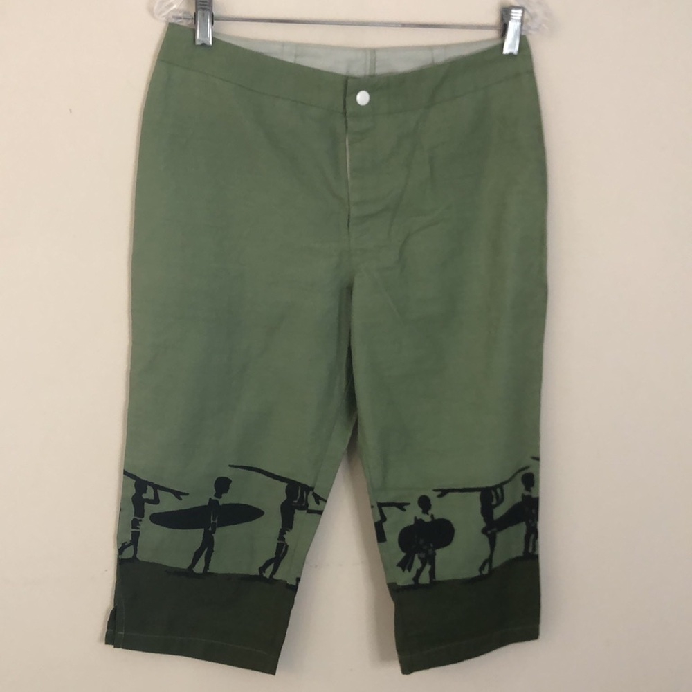 MKN cropped surf style army green pants graphic surfers surfboards Beachy SZ Med